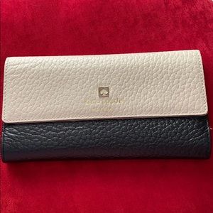 Kate Spade New York Sandra Trifold Long Wallet